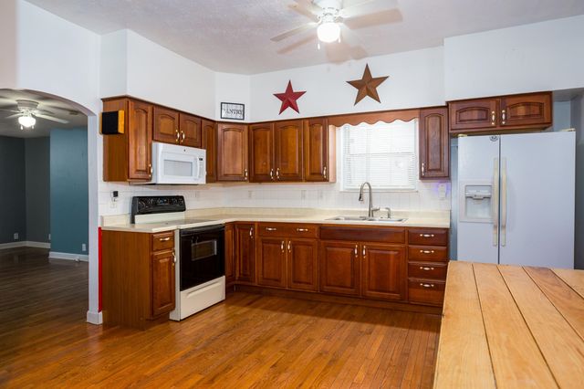 1400 28th Street, Huntington, WV 25705