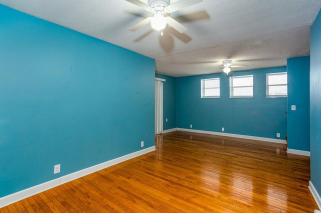 1400 28th Street, Huntington, WV 25705