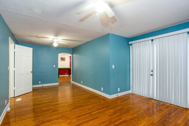 1400 28th Street, Huntington, WV 25705