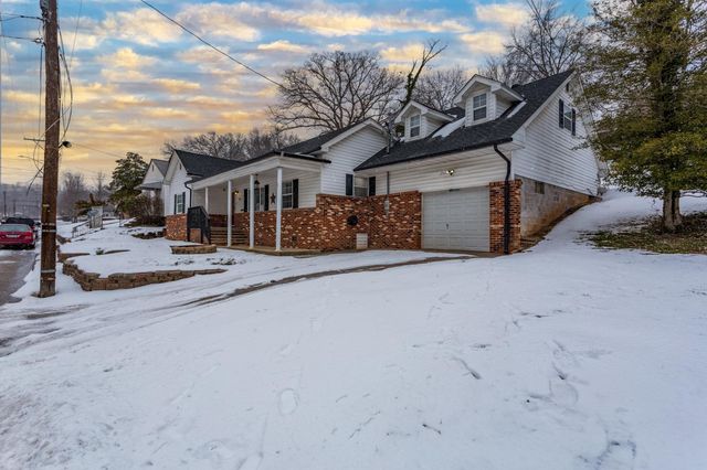 1400 28th Street, Huntington, WV 25705