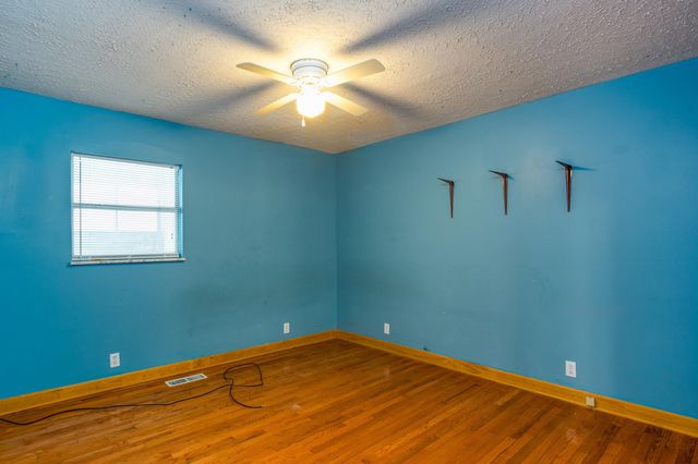 1400 28th Street, Huntington, WV 25705