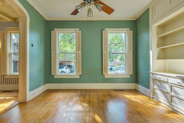 614 W 32nd ST, Austin, TX 78705