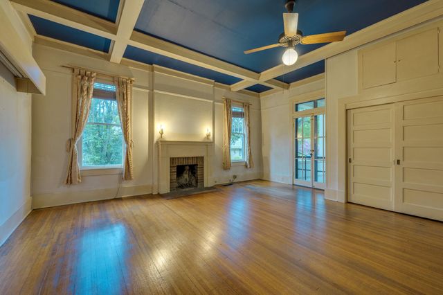 614 W 32nd ST, Austin, TX 78705