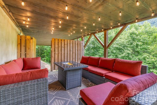 39 Great Aspen Way, Black Mountain, NC 28711