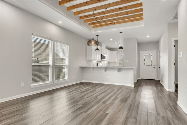 3098 Peterson Way, Bryan, TX 77802