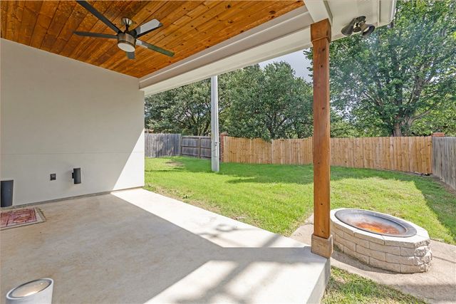 3098 Peterson Way, Bryan, TX 77802