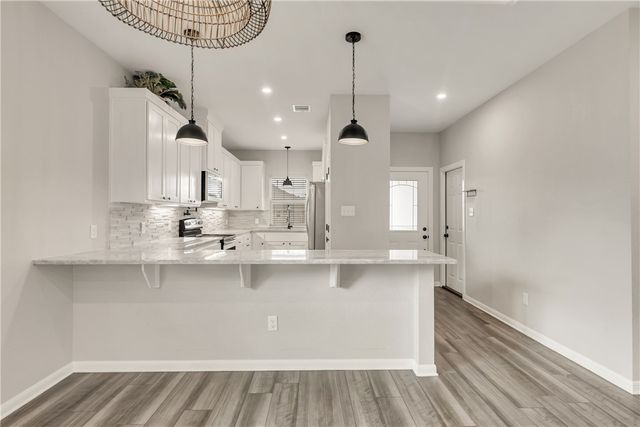 3098 Peterson Way, Bryan, TX 77802
