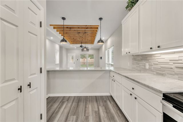 3098 Peterson Way, Bryan, TX 77802