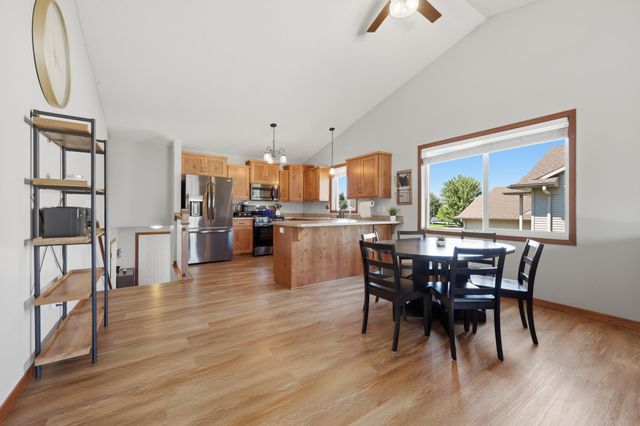 4399 87th Street NE, Monticello, MN 55362
