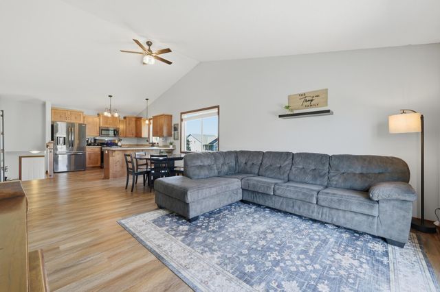 4399 87th Street NE, Monticello, MN 55362