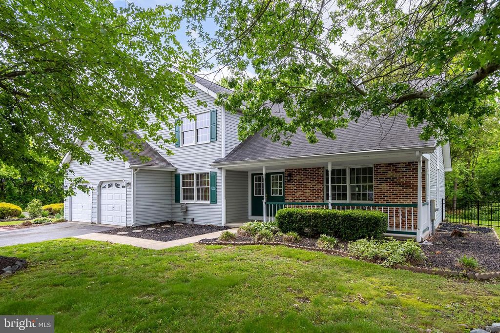 2 STRETCH DR, Mullica Hill, NJ 08062