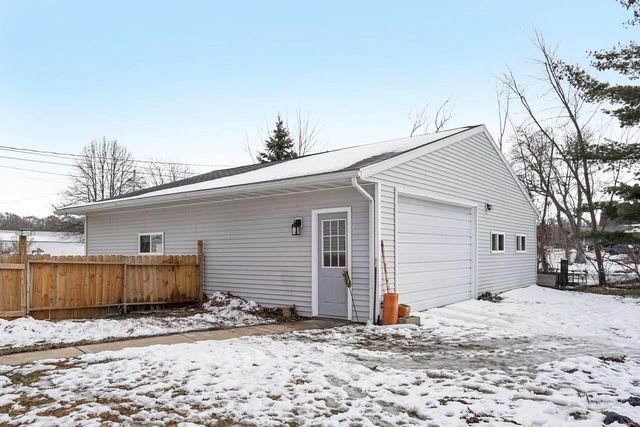 159 Main Street, Montello, WI 53949