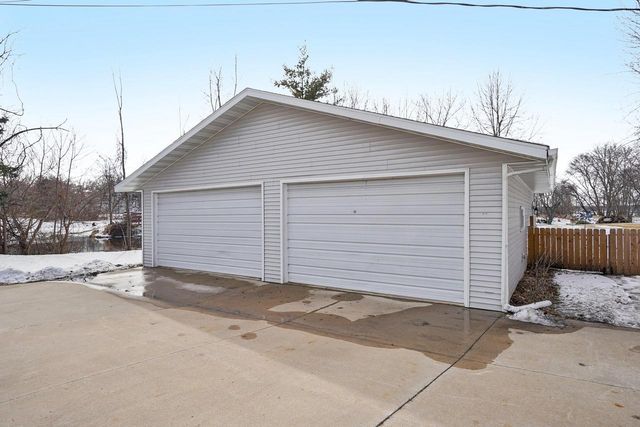 159 Main Street, Montello, WI 53949