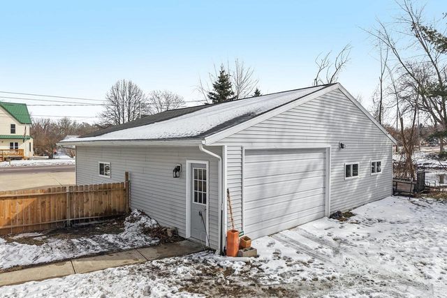 159 Main Street, Montello, WI 53949