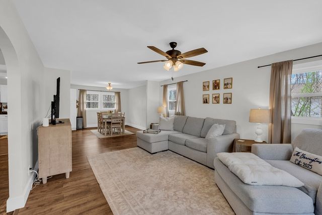 520 Hickory Ln, Sparta, TN 38583