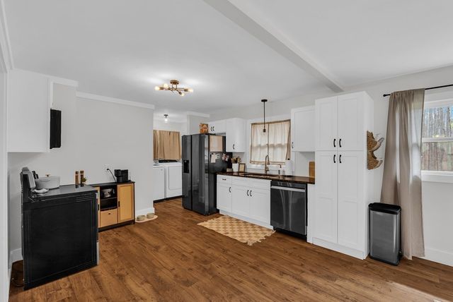 520 Hickory Ln, Sparta, TN 38583