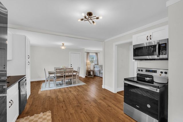 520 Hickory Ln, Sparta, TN 38583