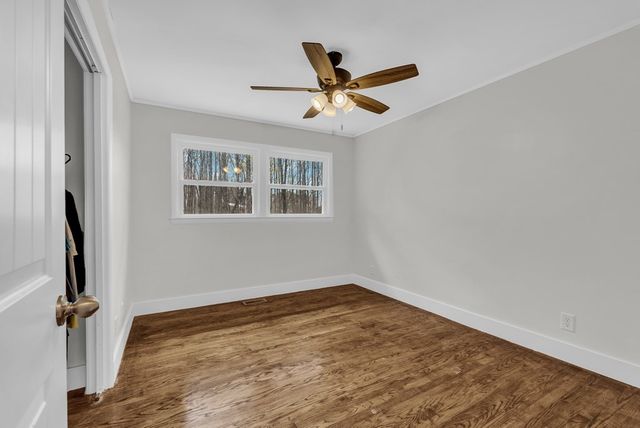 520 Hickory Ln, Sparta, TN 38583