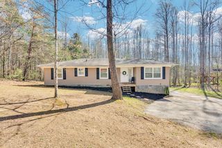 520 Hickory Ln, Sparta, TN 38583