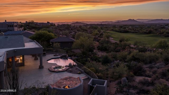 10686 E MARK Lane, Scottsdale, AZ 85262