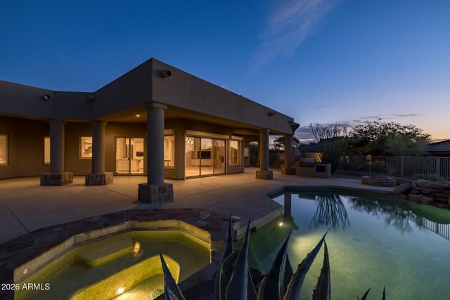 10686 E MARK Lane, Scottsdale, AZ 85262