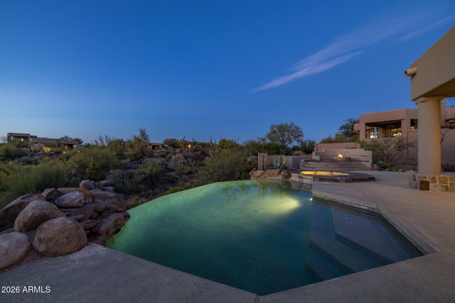 10686 E MARK Lane, Scottsdale, AZ 85262
