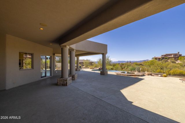 10686 E MARK Lane, Scottsdale, AZ 85262