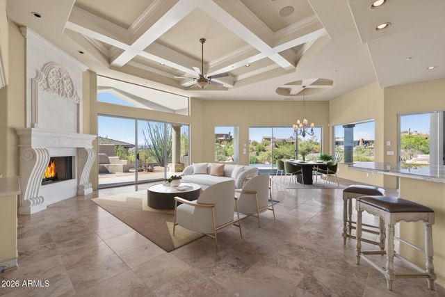 10686 E MARK Lane, Scottsdale, AZ 85262