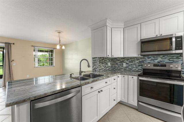 11715 WINDBOURNE COURT, Orlando, FL 32837