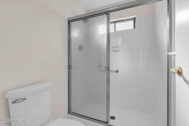 63 Sandhurst Street, Manchester, NJ 08759