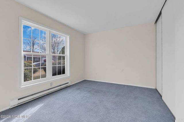 63 Sandhurst Street, Manchester, NJ 08759