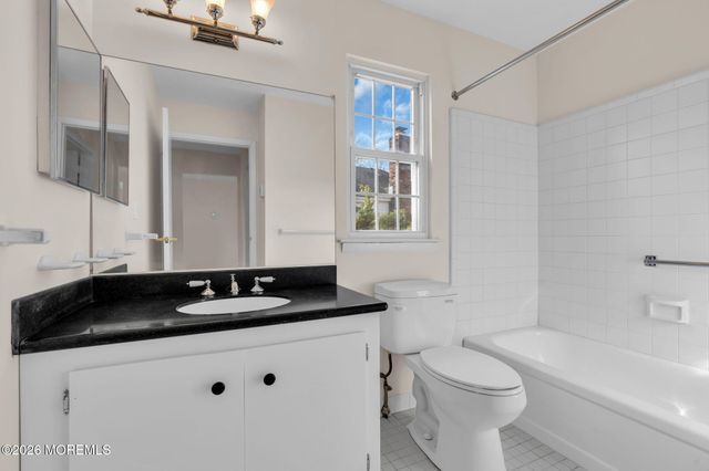 63 Sandhurst Street, Manchester, NJ 08759