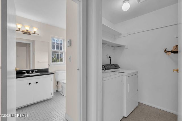 63 Sandhurst Street, Manchester, NJ 08759