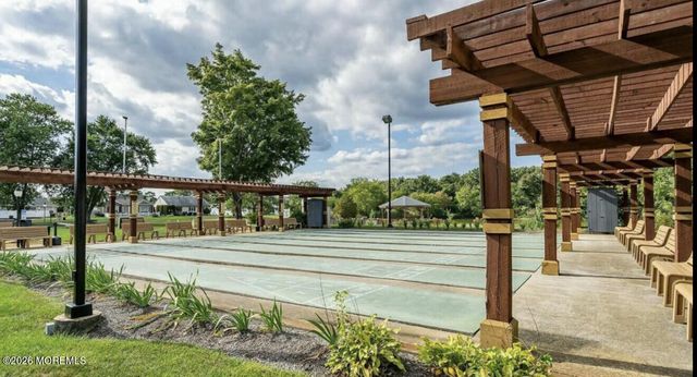 63 Sandhurst Street, Manchester, NJ 08759