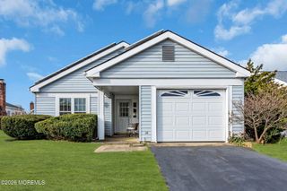 63 Sandhurst Street, Manchester, NJ 08759