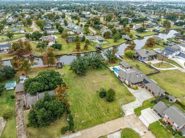 3902 Buccaneer Ln Lane, Lake Charles, LA 70605