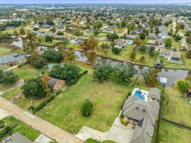 3902 Buccaneer Ln Lane, Lake Charles, LA 70605