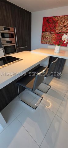 851 NE 1st Ave 2104, Miami, FL 33132