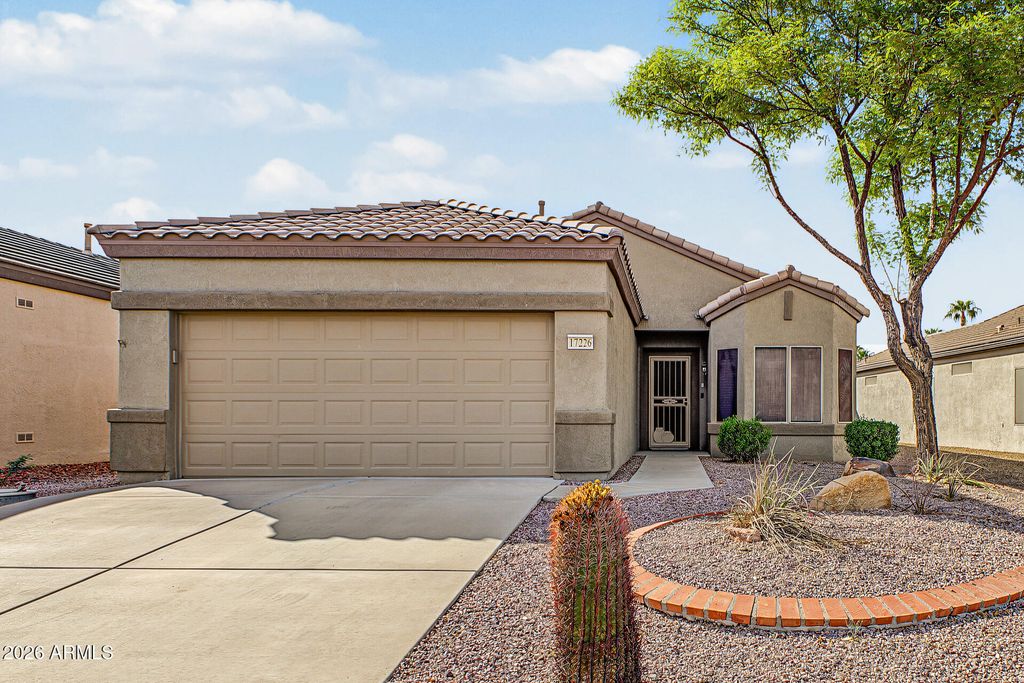 17226 N Firestone Lane, Surprise, AZ 85374 — exterior