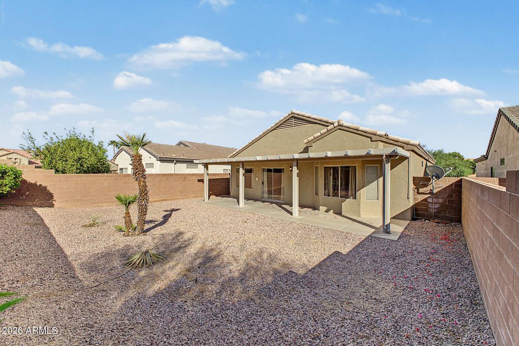 17226 N Firestone Lane, Surprise, AZ 85374 — photo 4