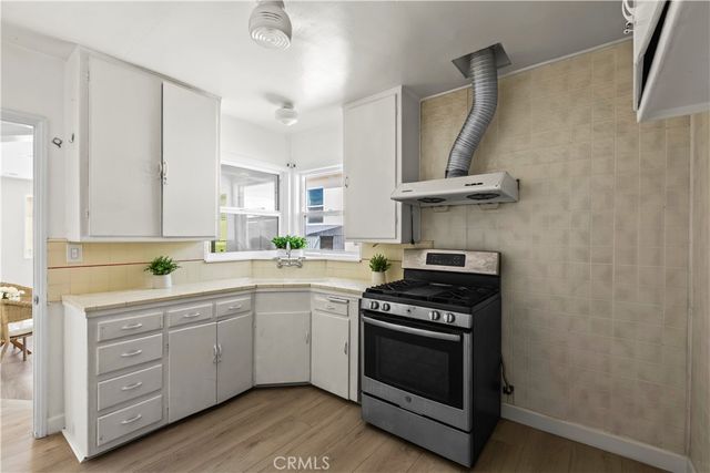 2057 N Eastern, Los Angeles, CA 90032