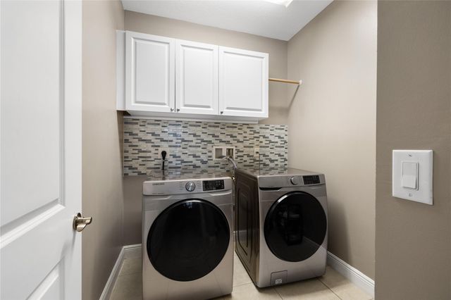 8154 Cascada Isles Dr, Cooper City, FL 33024