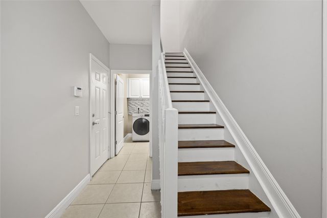 8154 Cascada Isles Dr, Cooper City, FL 33024