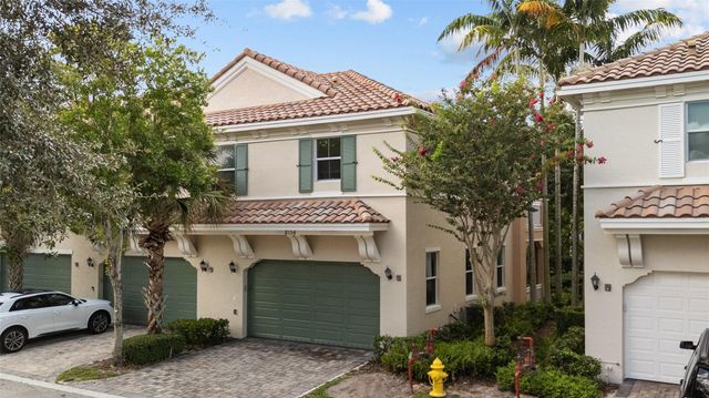 8154 Cascada Isles Dr, Cooper City, FL 33024