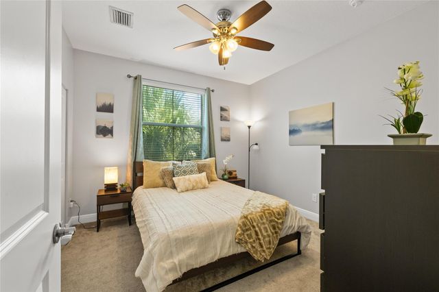 8154 Cascada Isles Dr, Cooper City, FL 33024