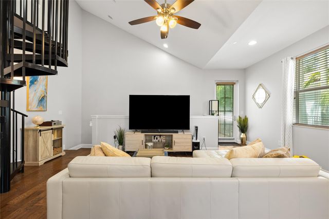 8154 Cascada Isles Dr, Cooper City, FL 33024