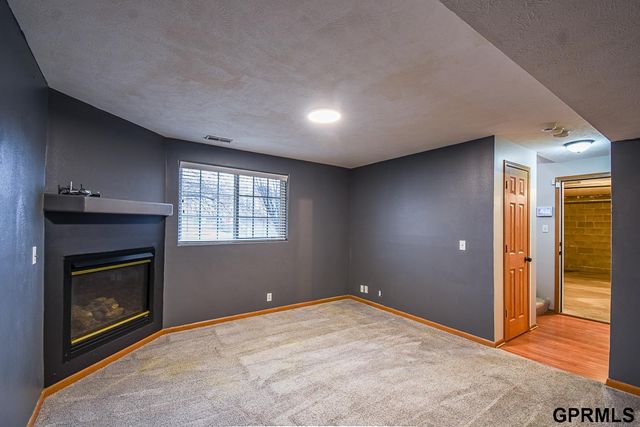 7724 Fillmore Street, Omaha, NE 68122