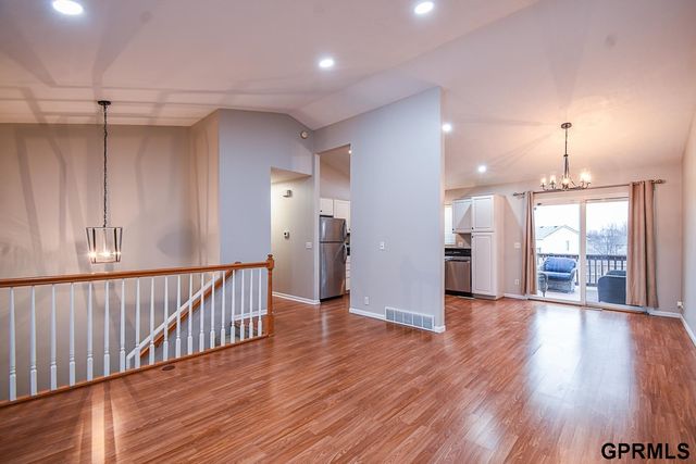 7724 Fillmore Street, Omaha, NE 68122