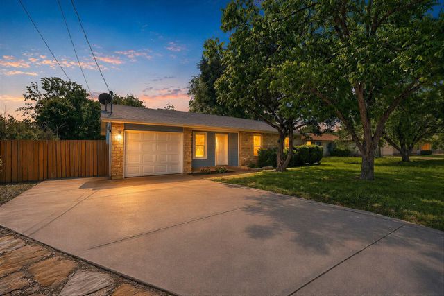 1508 Long Branch DR, Georgetown, TX 78626