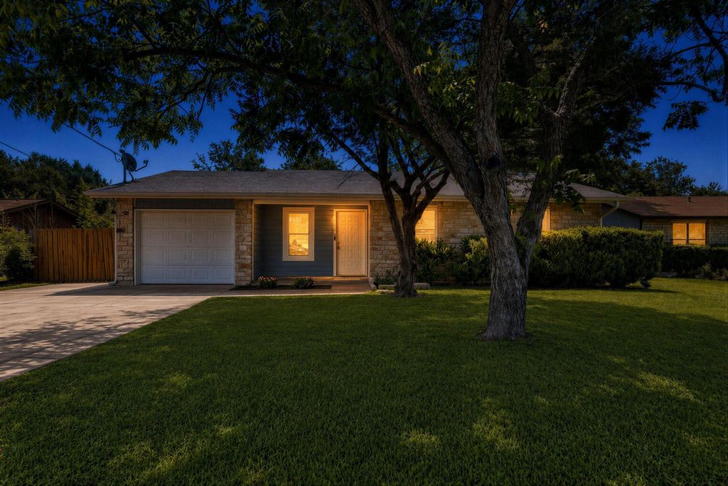 1508 Long Branch DR, Georgetown, TX 78626